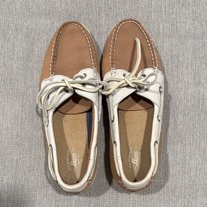 Bass Women's Tan and White Moccasins